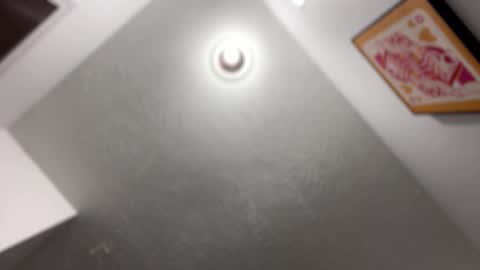 AlecurClit online show from December 15, 2025, 5:17 pm