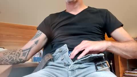 Snapshot of 22_acacia_avenue chatting on September 17, 2025, 1:13 pm 22_acacia_avenue online show from September 17, 2025, 1:13 pm