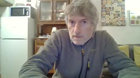 22esserre online show from December 6, 2024, 4:06 pm