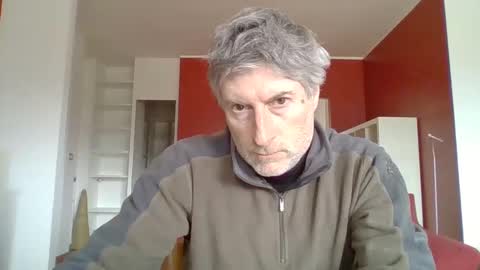 22esserre online show from March 10, 2025, 1:21 pm