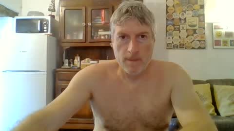 Snapshot of 22esserre chatting on June 29, 2026, 11:54 am 22esserre online show from June 29, 2026, 11:54 am