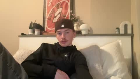 Snapshot of 26sneakers chatting on February 20, 2025, 2:29 am 26sneakers online show from February 20, 2025, 2:29 am