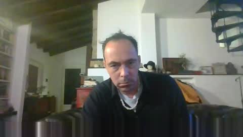 Snapshot of 27lv27 chatting on March 9, 2025, 10:41 pm 27lv27 online show from March 9, 2025, 10:41 pm