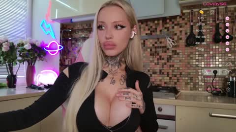     30 NOV  online show from February 7, 2025, 11:01 am