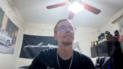 Snapshot of 2big2hype chatting on July 16, 2026, 9:32 pm cheif online show from July 16, 2026, 9:32 pm