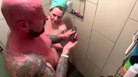 Zak and Raegan online show from October 9, 2025, 2:09 am