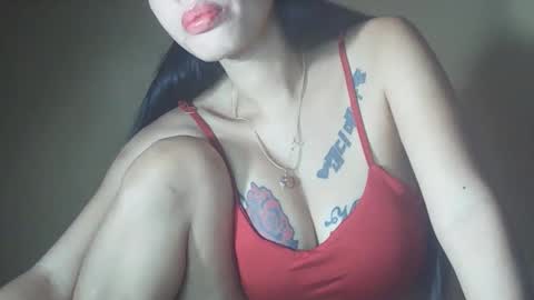 2pinaybeauty online show from November 10, 2025, 10:42 pm