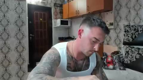 2sexymuscles online show from October 25, 2025, 7:52 pm