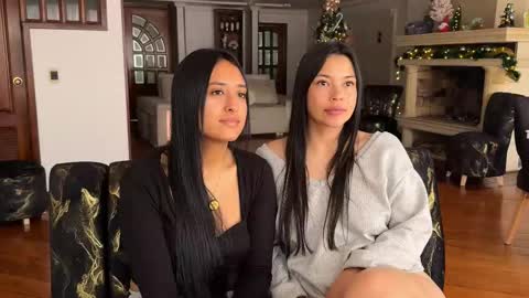 Snapshot of 2summerlove2 chatting on November 24, 2025, 4:29 pm Dalilah and Tarah online show from November 24, 2025, 4:29 pm