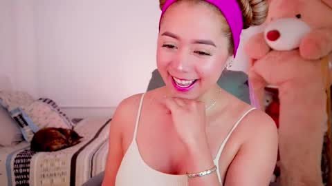 independent model online show from January 12, 2026, 8:30 am