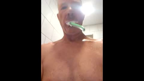 Snapshot of 3this88guy chatting on November 26, 2025, 1:01 pm Thisguy online show from November 26, 2025, 1:01 pm