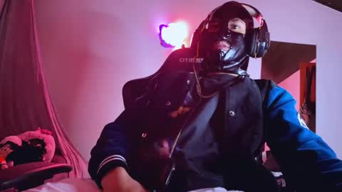 E V I L online show from November 13, 2025, 7:46 pm