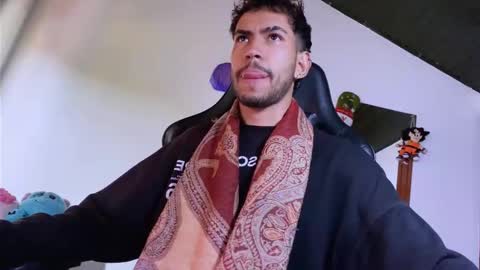 E V I L online show from December 15, 2025, 7:40 pm