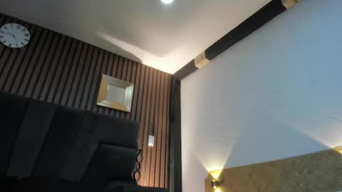 Snapshot of 3x_naxa chatting on December 4, 2025, 1:09 pm 3X NAXAA online show from December 4, 2025, 1:09 pm