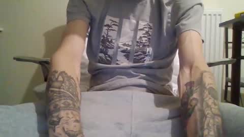 420feetloverr420 online show from October 24, 2025, 10:06 pm