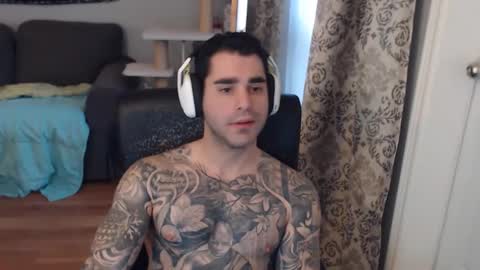 Snapshot of 420randomguy chatting on January 6, 2026, 3:27 pm Anomander Rake online show from January 6, 2026, 3:27 pm