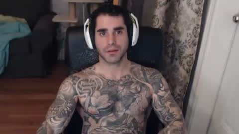 Snapshot of 420randomguy chatting on January 16, 2026, 12:58 am Anomander Rake online show from January 16, 2026, 12:58 am