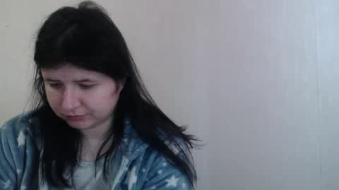 Katya online show from April 15, 2026, 11:39 am