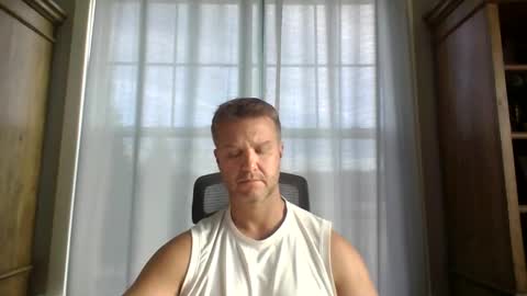 Snapshot of 45andfit chatting on November 4, 2025, 2:05 pm 45andfit online show from November 4, 2025, 2:05 pm