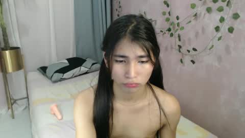 Snapshot of 4bedtimegirl_cas chatting on December 5, 2024, 12:44 pm Cassandra online show from December 5, 2024, 12:44 pm