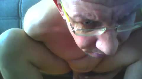 Snapshot of 4filth chatting on December 9, 2024, 11:36 am Steve online show from December 9, 2024, 11:36 am