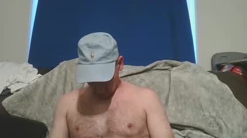 Snapshot of 4nuf chatting on March 2, 2026, 10:05 pm 4nuf online show from March 2, 2026, 10:05 pm