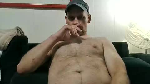 4nuf online show from April 16, 2026, 8:20 pm