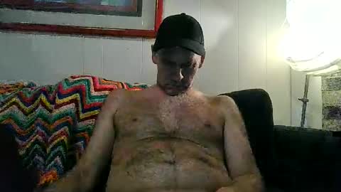 Snapshot of 4nuf chatting on June 4, 2026, 2:12 pm 4nuf online show from June 4, 2026, 2:12 pm