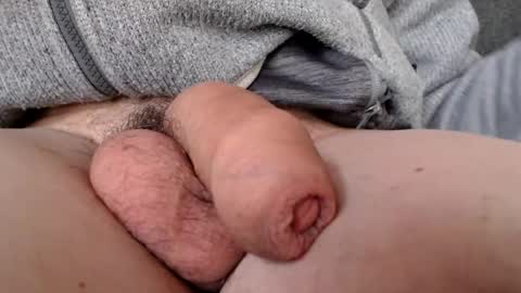 Snapshot of 555888000 chatting on January 19, 2025, 3:32 pm Steven online show from January 19, 2025, 3:32 pm