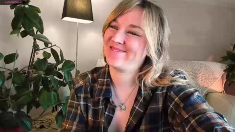 Sunshine online show from May 25, 2026, 3:34 am
