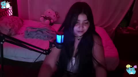 5ophie online show from February 12, 2026, 5:24 am