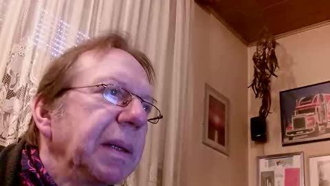 Snapshot of 64shorty chatting on June 10, 2026, 7:18 am 64shorty online show from June 10, 2026, 7:18 am