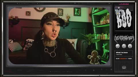 Juune online show from November 29, 2025, 7:39 pm