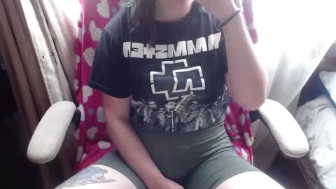 SHANNON online show from September 29, 2025, 5:18 pm