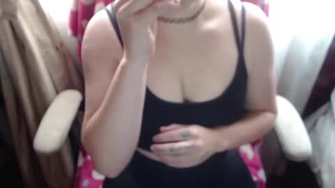 SHANNON online show from October 24, 2025, 5:09 pm