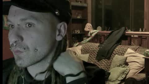 GG Alien online show from March 1, 2025, 9:18 am