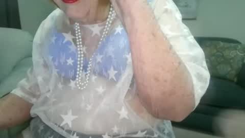 Snapshot of 66missy chatting on November 1, 2025, 1:02 pm Missy online show from November 1, 2025, 1:02 pm