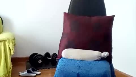 69angelito69 online show from October 2, 2025, 2:35 pm