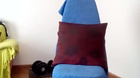 69angelito69 online show from October 19, 2025, 2:07 pm