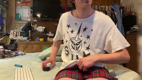 FUCKR online show from April 12, 2026, 7:24 am