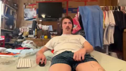 FUCKR online show from May 20, 2026, 12:22 pm