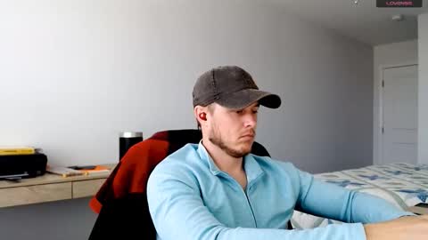 Snapshot of 69mav69 chatting on December 17, 2025, 4:35 pm Mav69 online show from December 17, 2025, 4:35 pm