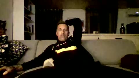 Num online show from January 1, 2025, 6:06 pm