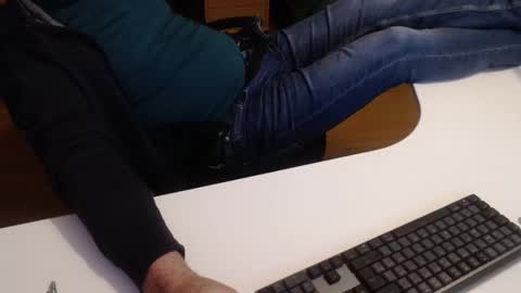 Snapshot of 69pifpaf chatting on January 10, 2025, 2:23 pm 69pifpaf online show from January 10, 2025, 2:23 pm