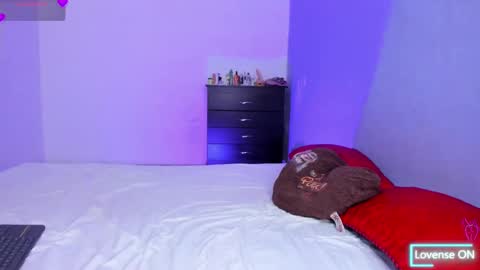 Snapshot of 6_bunny_9 chatting on January 30, 2025, 12:07 am Celeste online show from January 30, 2025, 12:07 am