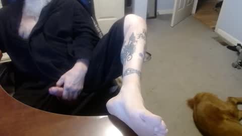 MASTIFF online show from October 17, 2025, 5:04 pm