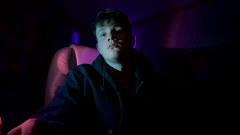 Snapshot of 710lemonade420 chatting on December 2, 2024, 2:20 am lemonade online show from December 2, 2024, 2:20 am