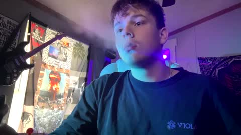 Snapshot of 710lemonade420 chatting on December 10, 2024, 8:49 pm lemonade online show from December 10, 2024, 8:49 pm