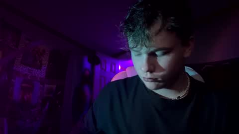 Snapshot of 710lemonade420 chatting on December 17, 2024, 12:43 pm lemonade online show from December 17, 2024, 12:43 pm