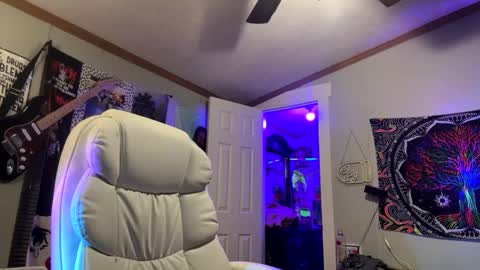 Snapshot of 710lemonade420 chatting on February 7, 2025, 3:23 am lemonade online show from February 7, 2025, 3:23 am